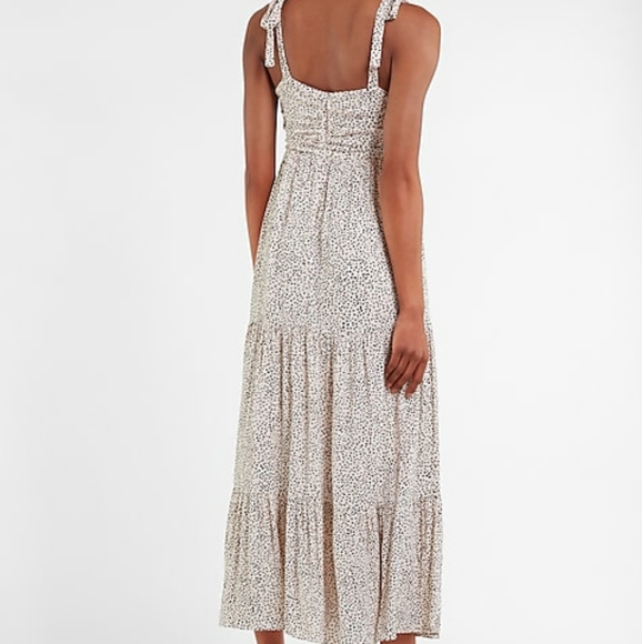 Gorgeous New Express Maxi Dress Size Medium. - Picture 2 of 7